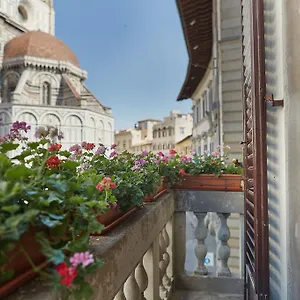 Di Piazza Del Duomo ** Φλωρεντία